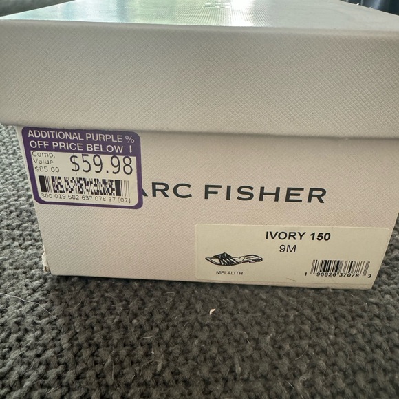 NWT Marc fisher Lalith sandal - ivory- size 9. Comes with box! - Picture 8 of 9